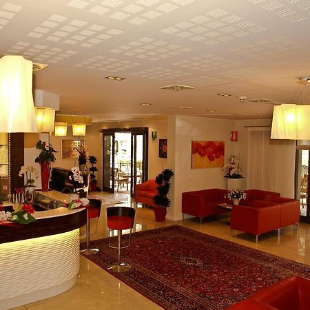 Hotel Villa Angelina Бибионе Екстериор снимка