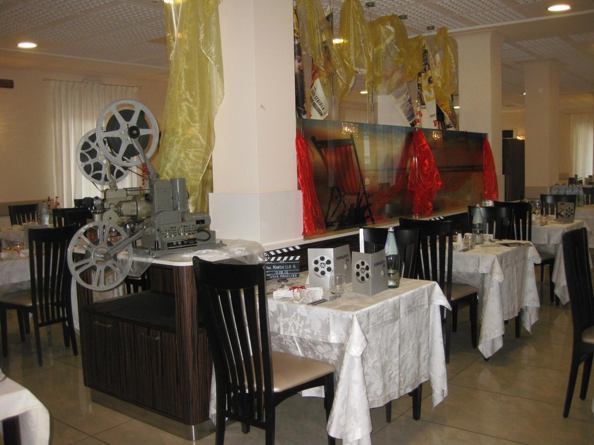 Hotel Villa Angelina Бибионе Екстериор снимка
