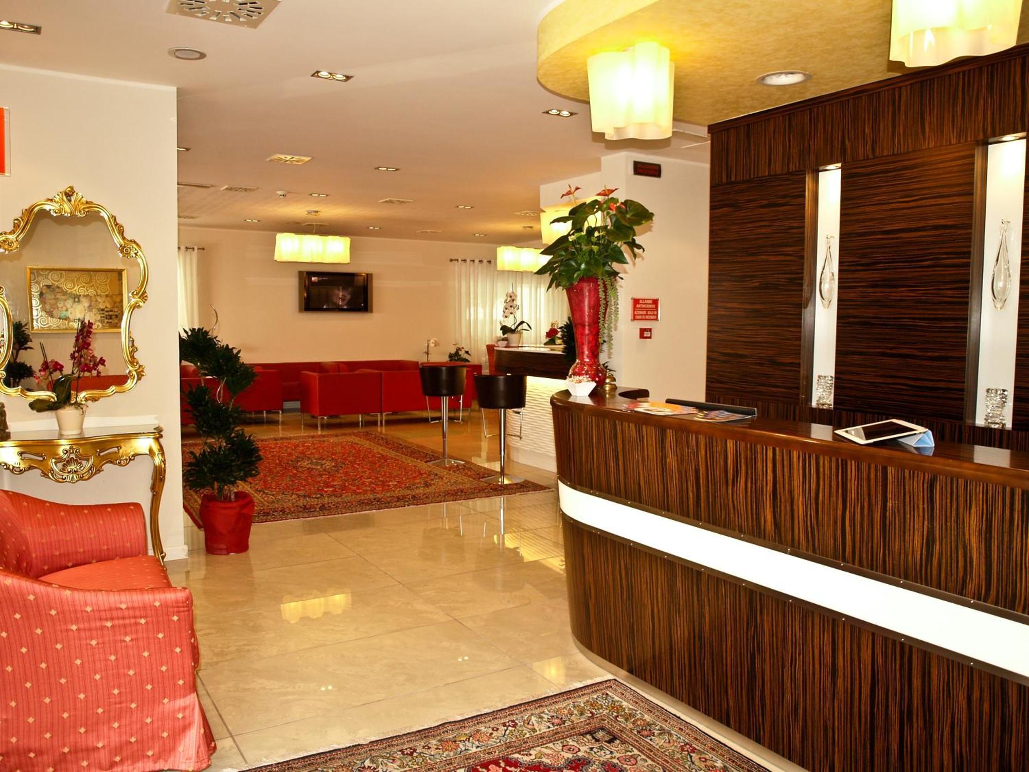 Hotel Villa Angelina Бибионе Екстериор снимка